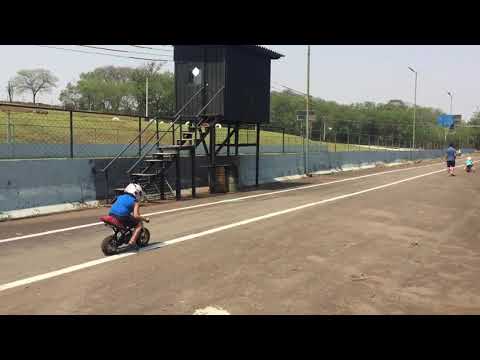 Acidente de moto no Kartódromo Race Park de Maringá