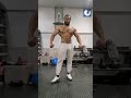 Mens physique posing practice for 2bros