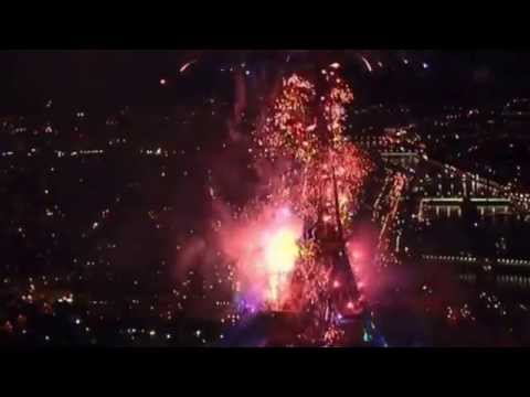 video - feux d'artifices à Paris   Tour Eiffel   14 juillet 2014