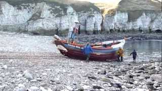 preview picture of video 'Coble at Flamborough North Landing'