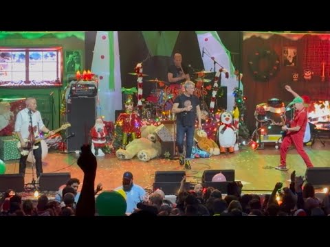 The Vandals 30th Annual Christmas Formal (Full Set) LIVE @ House of Blues Anaheim 12/20/25