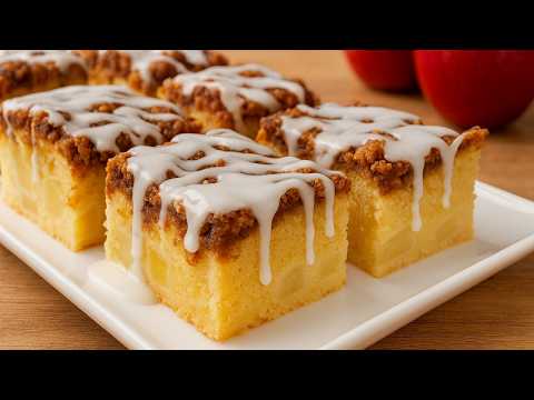 Easy Apple Crumble Cake | Homemade Apple Cake recipe with crumble topping