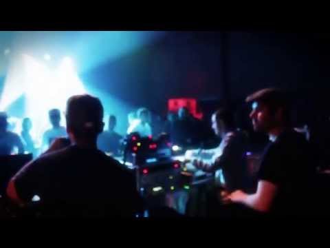 ROOTS RAID meets SHANTI D live in Dijon