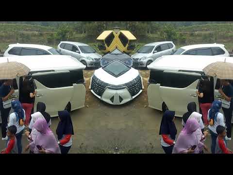 Kunjungan Ruben, sarwendah, betrand, dan ivan gunawan ke rumah belajar sarwendah di sukabumi