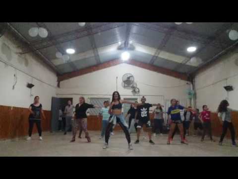 Sucesso Axe _ Ela se joga _ Dennis feat Mc Marvin