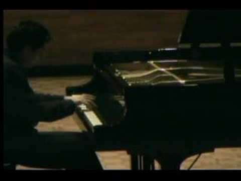 Prelude and Fugue no.24 in Dm Op.87,by Shostakovich PART 1