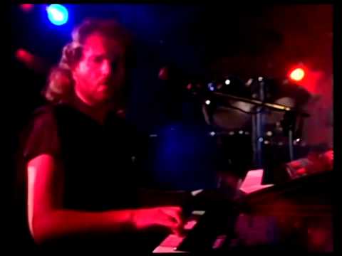 Michal David-pěsti (1990)