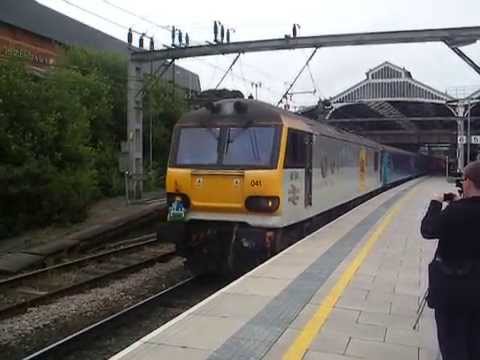 92041 The 'Retro Electric Scot', Preston 28/06/14