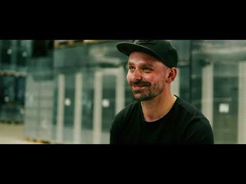 Kris - Ein Ausbilder mit Leidenschaft für Logistik und Fußball