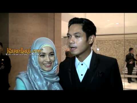 Dude Harlino Belum Mau Berbagi Kabar Kehamilan Istri