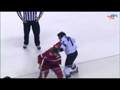 Kyle Hagel vs Alex Gallant