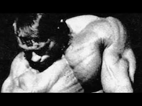 Arnold Schwarzenegger 1971 vs 1974 Mr. Olympia