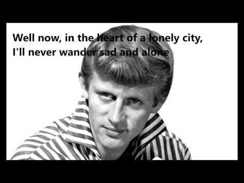 Lonely City  JOHN LEYTON (with lyrics)