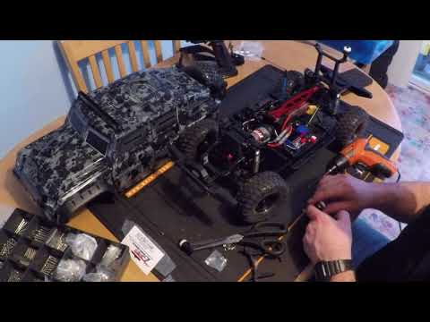 Traxxas TRX-4 Tactical Unit magnetic body mount install