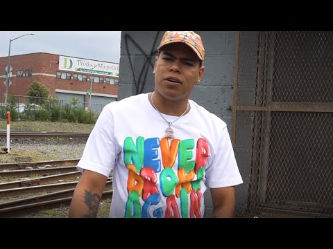 Doggi Krazy & WhoGang Dee - Guns To Yo Face (Official Video)