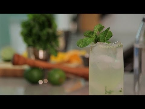 How to Make a Mojito | Cocktail Recipes