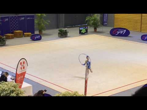 Salomé Auriol cerceau - Nat B 10-11 ans - France Chambéry 2017