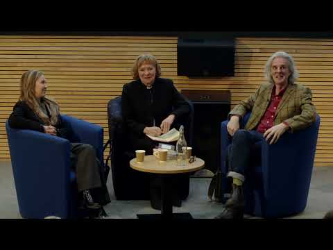 Carved in Stone by Emma Wells with Peter Stanford