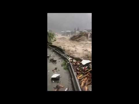 Terrible scene of flood affliction in Pakistan : See Viral Video