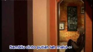 Download lagu Adilla - Sambilu Cinto Putiah mp3