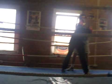 Mike "The Conflict" Kelly sparring session with Ben Lonsdale Part 1