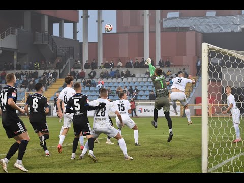 Wigry Suwałki - Unia Skierniewice 2:3. Nie chciała wpaść