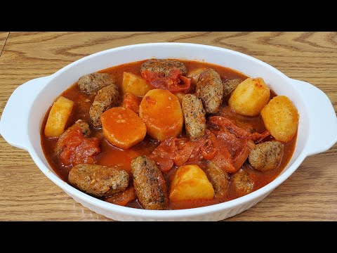 طريقة تحضير صينية كفتة وبطاطا بصلصة البندورة Best Kafta with potatoes in tomato sauce recipe