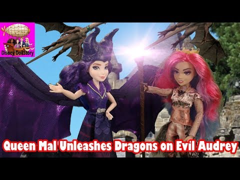 Queen Mal Unleashes Dragons on Evil Audrey - Episode 33 Disney Descendants Friendship Story Series