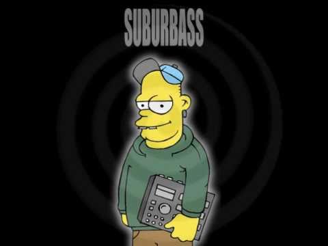 Suburbass- Po pokladu díra zeje v kuchyni