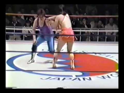 many close up scenes of Eden,Cuty ,others