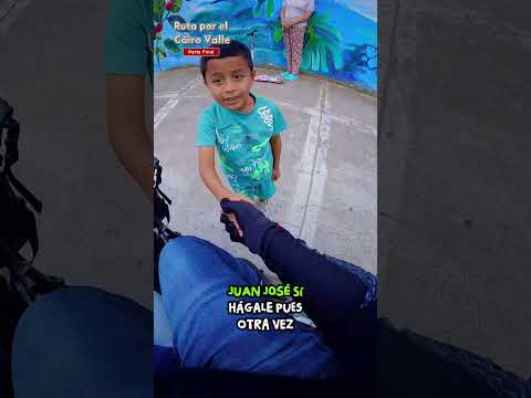 Llegamos al Cairo Valle en moto 