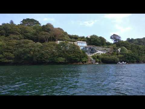 pieds dans l'eau fowey #fowey #property #dreamhouse #cornwall
