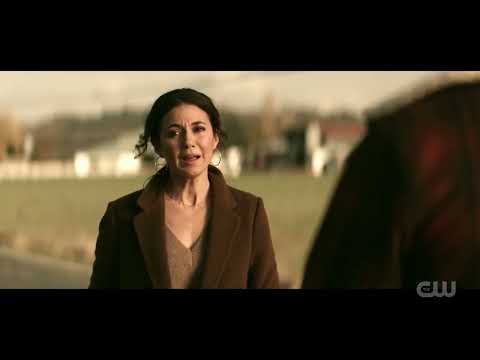 Superman & Lois 2x11 Clark Reveals He is Superman to Lana