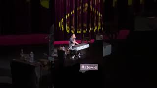 Jett Rebel plays Stevie