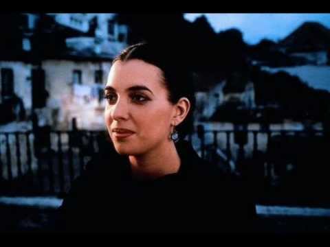 Teresa Salgueiro & Madredeus -- Haja o que houver - The essence of music