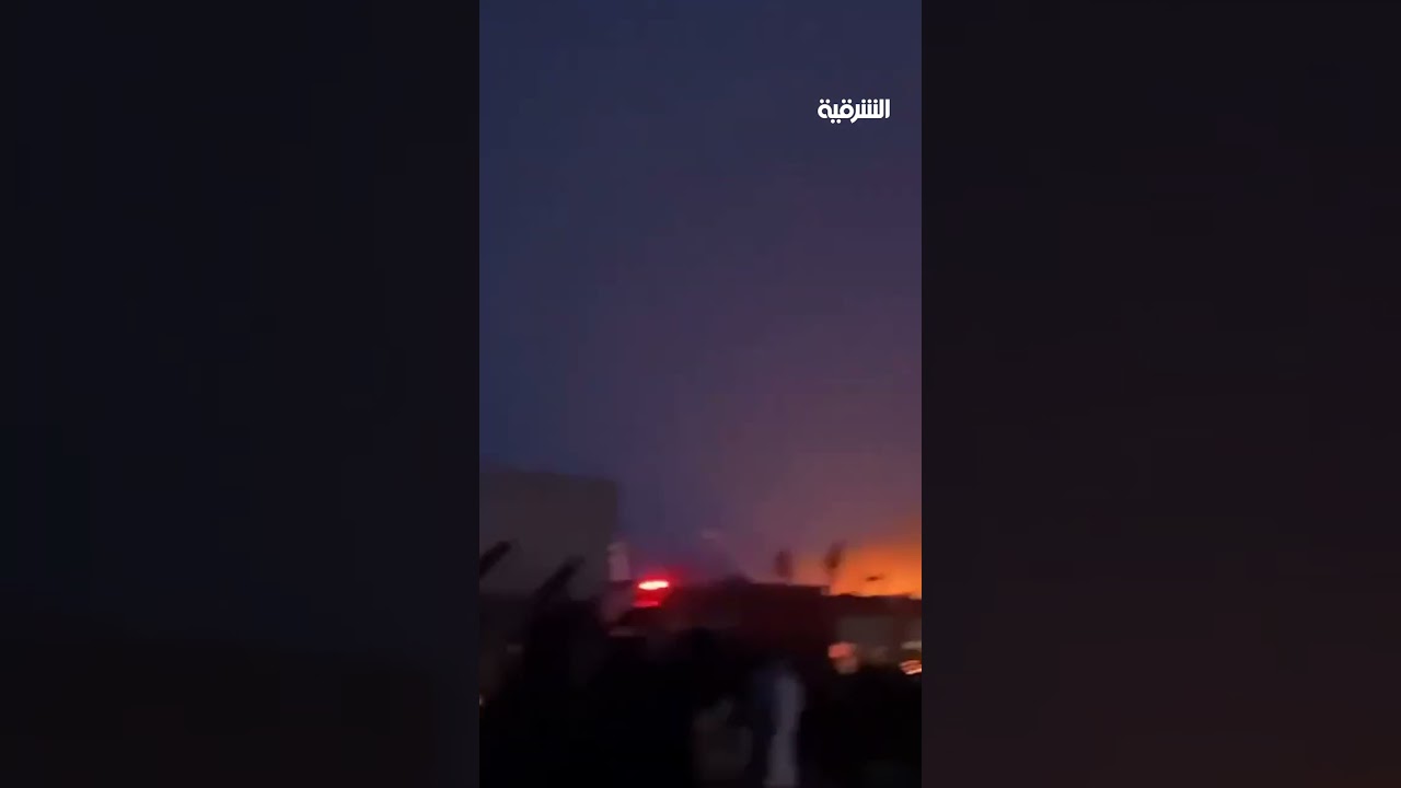 فيديو | حريق ضخم يلتهم نحو 40 محلًا داخل مخيم "باجد كندال"  في زاخو بمحافظة #دهوك