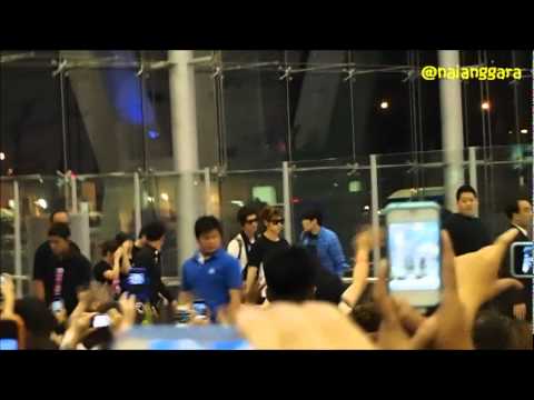 [070412] HoMin at SVB Airport