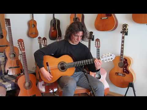 Manuel Ordono 2023 Flamenco Guitar - remarkable instrument with great power and depth - check video! image 20