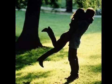 LOURDES ROBLES:     ES EL