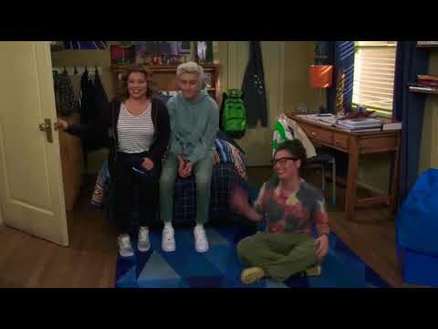 One Day At A Time - Season 4 (Bloopers/Alternate & Deleted Scenes)