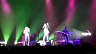 Lady Antebellum--Slow Down Sister (Live)