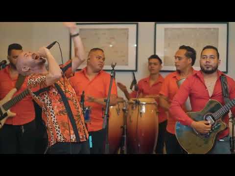 Nacho Estrella - Como Lo hizo Video oficial