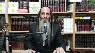 הרב מאור קריו   שני הפכים יוצרים עולם (הרב מאור קריו) - התמונה מוצגת ישירות מתוך אתר האינטרנט יוטיוב. זכויות היוצרים בתמונה שייכות ליוצרה. קישור קרדיט למקור התוכן נמצא בתוך דף הסרטון