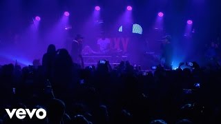 Lil Kleine - 1, 2, 3 (Live) - Vevo @ Paaspop 2016 ft. Ronnie Flex