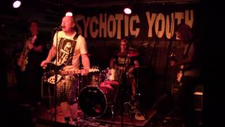 PSYCHOTIC YOUTH - Summer is on (live Nov 2016)