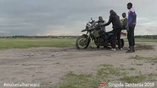 preview picture of video 'Falling off the bike in Singida Tanzania'