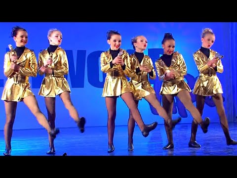 Dance Moms-Group Dance, "Private Eyes"(S2E7 Flashback)