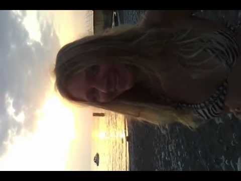 Гадание на любовь по ромашке Video