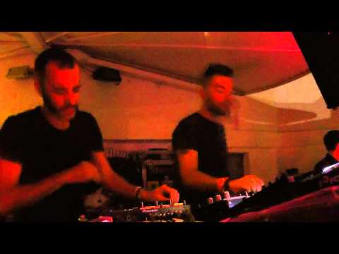 Harvey Hunzed playing Sheeta @ il Muretto Jesolo Venice ITA 01.06.2013