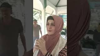 Download lagu Bertemu dgn artis lawas thn 80an mamih Iis Sugiarti mp3 Download lagu Bertemu dgn artis lawas thn 80an mamih Iis Sugiarti mp3